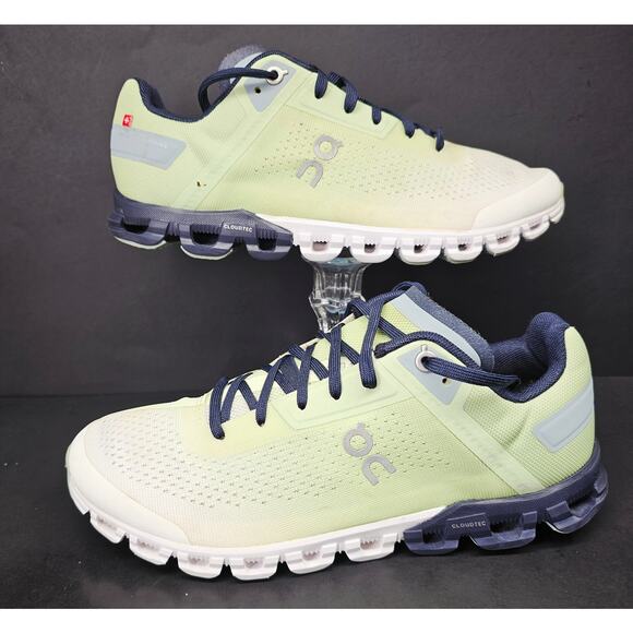 Oncloud Women 8 Comfy footwear